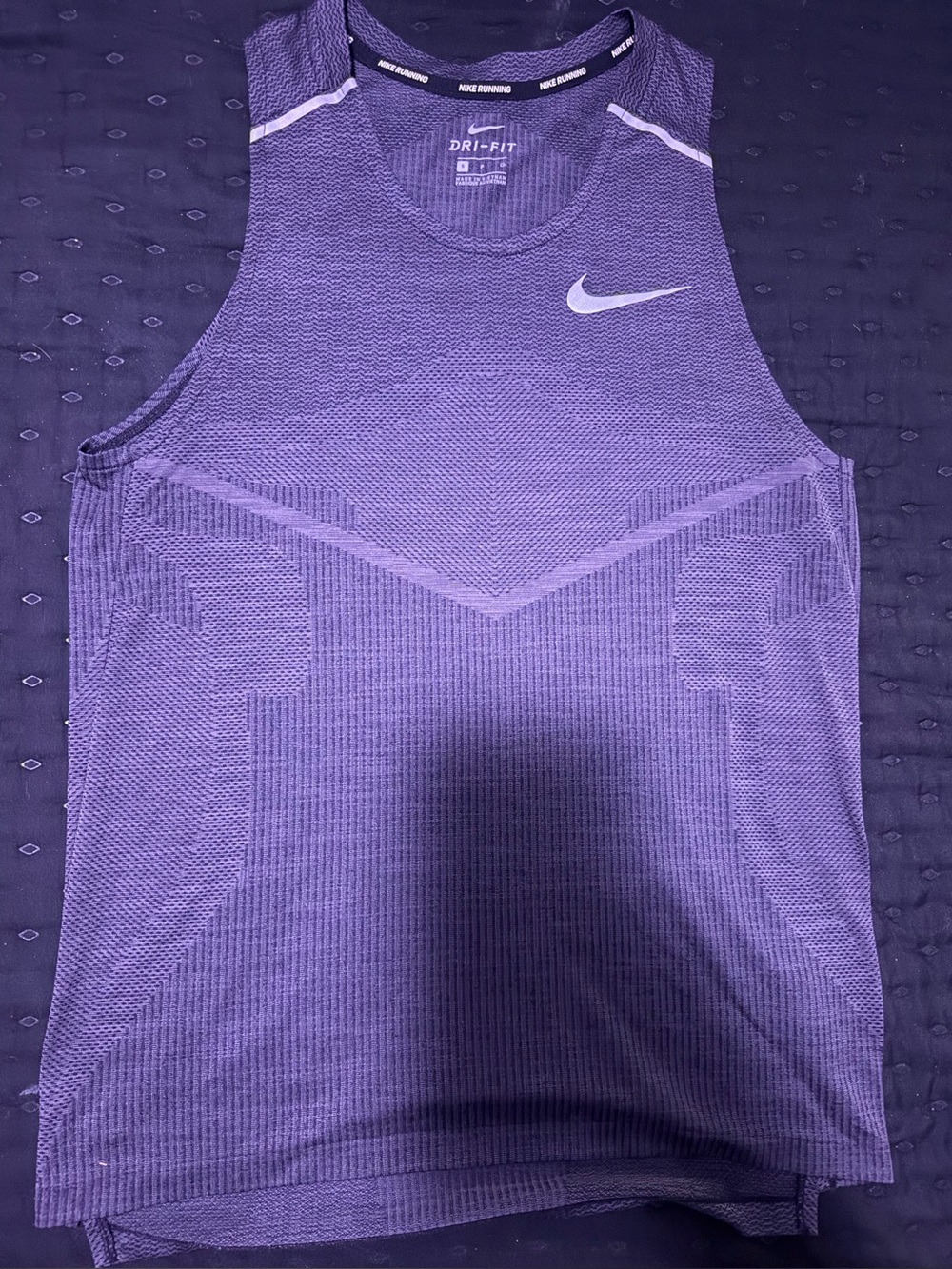 Nike Men’s gray Dri-FIT Performance Tank Top